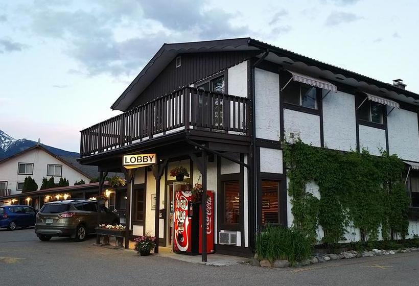 Yellowhead Motel | Valemount | British Columbia | Canada 19