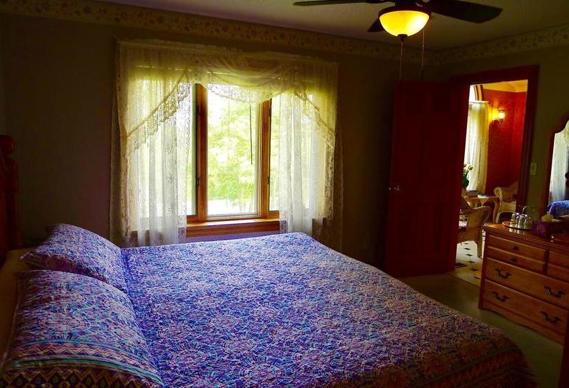 Bed and Breakfast Villa Alexandrea | Niagara Falls | Ontario | Canada 10