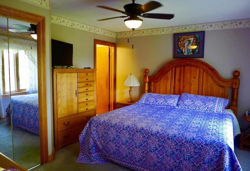 Bed and Breakfast Villa Alexandrea | Niagara Falls | Ontario | Canada 14