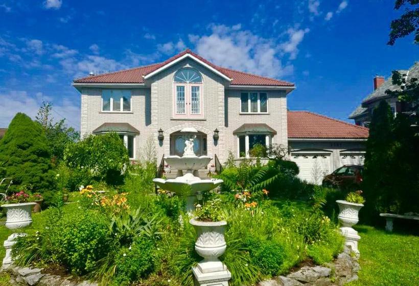 Bed and Breakfast Villa Alexandrea | Niagara Falls | Ontario | Canada 2