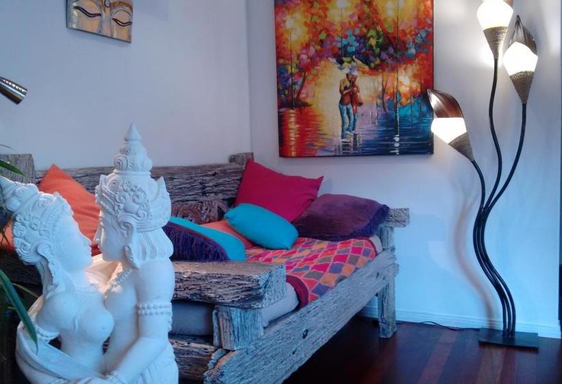 Bed and Breakfast Ecofriendly Luxury King Suite | Tallebudgera | Queensland | Australia 9