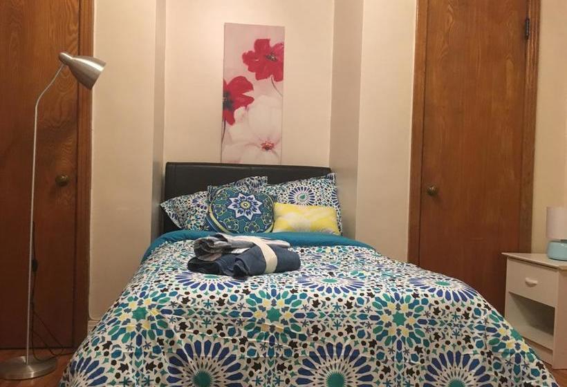 Bed and Breakfast Albasha | Montreal | Quebec | Canada 9