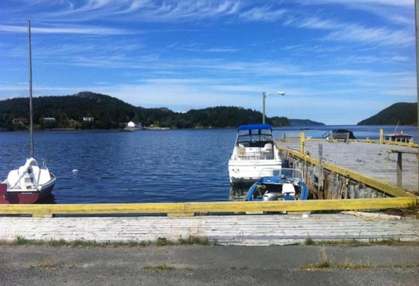 Bed and Breakfast Gloria S Bnb | Holyrood | Newfoundland and Labrador | Canada 9