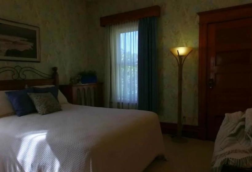 Bed and Breakfast Keirstead Manor | Saint John | New Brunswick | Canada 1