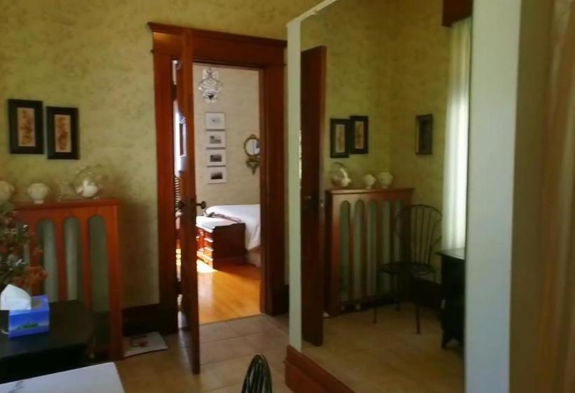 Bed and Breakfast Keirstead Manor | Saint John | New Brunswick | Canada 10