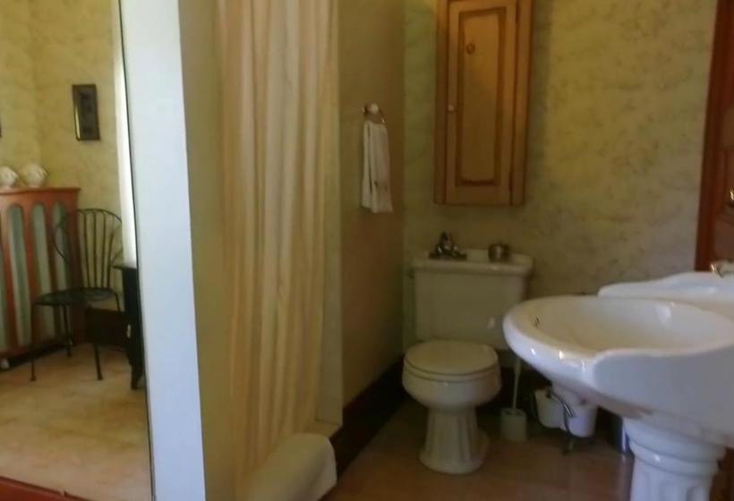 Bed and Breakfast Keirstead Manor | Saint John | New Brunswick | Canada 9