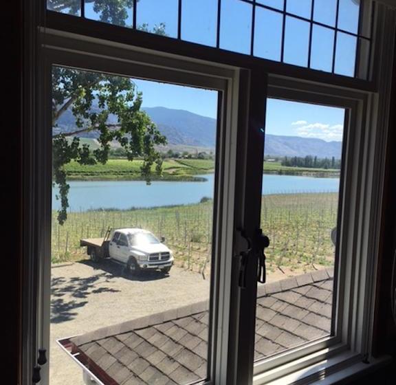 Bed and Breakfast Heritage House At Kismet Estate Winery | Oliver | British Columbia | Canada 18