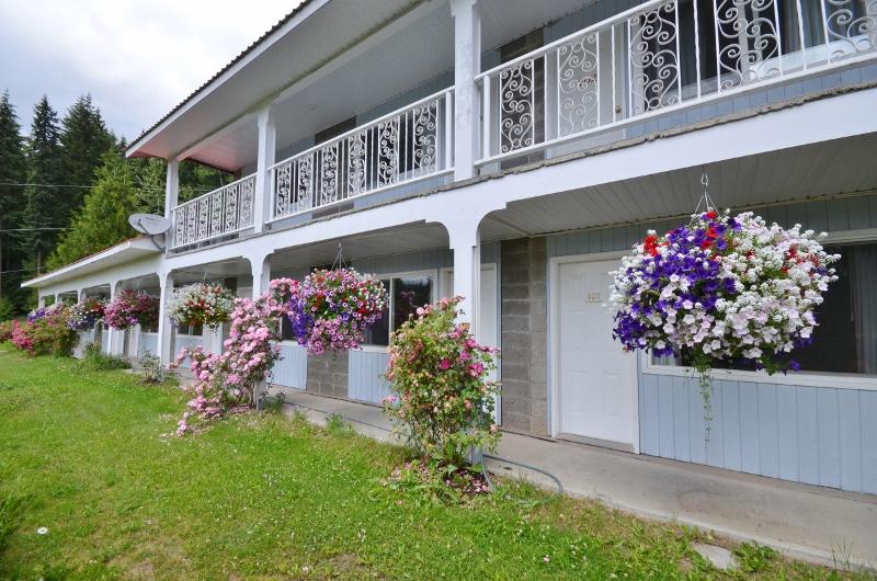 Motel High Country Inn | Likely | British Columbia | Canada 9