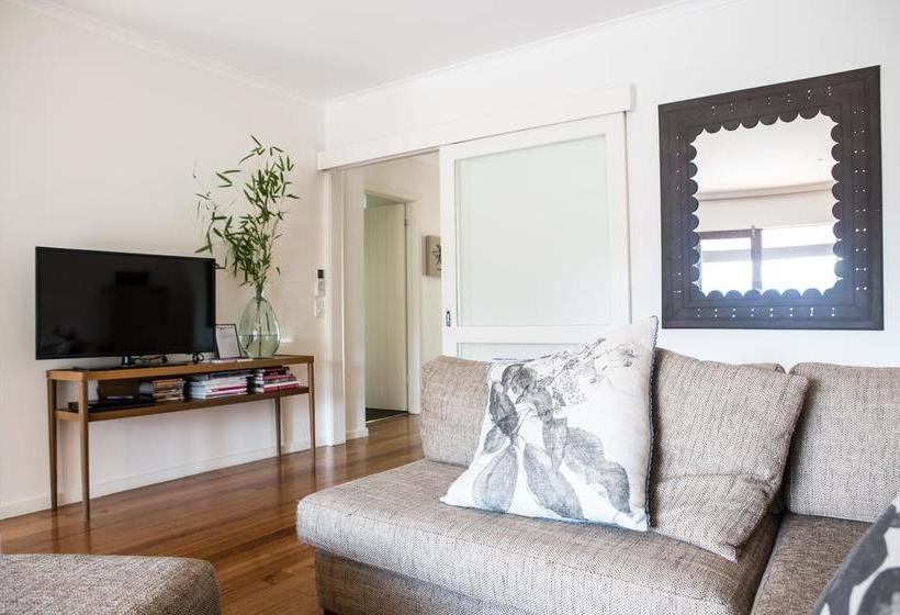 Furmston House & Studio B&b | Healesville | Victoria | Australia 1