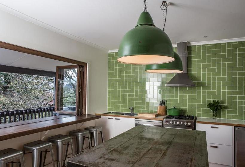 Furmston House & Studio B&b | Healesville | Victoria | Australia 13