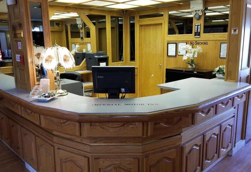 Motel New Imperial Inn | Cold Lake | Alberta | Canada 2