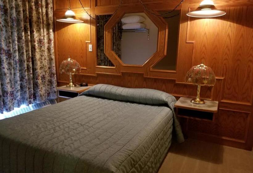 Motel New Imperial Inn | Cold Lake | Alberta | Canada 7