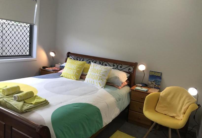 M & T S Waterfront Bed & Breakfast | Bellara | Queensland | Australia 6