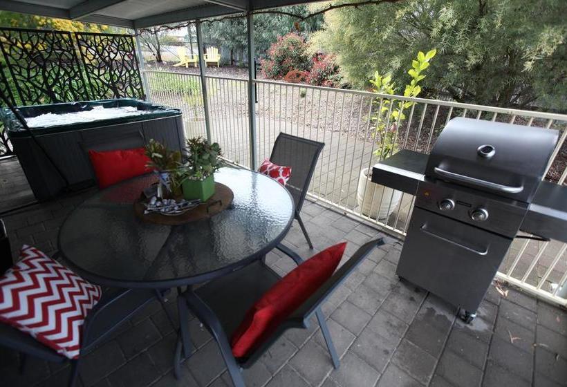 One Tree Bed And Breakfast | Auburn | South Australia | Australia 3