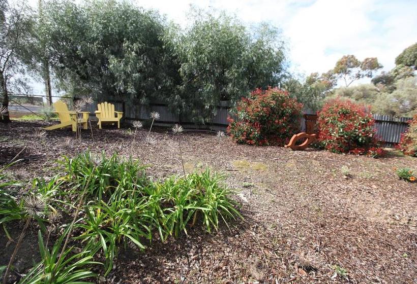 One Tree Bed And Breakfast | Auburn | South Australia | Australia 4