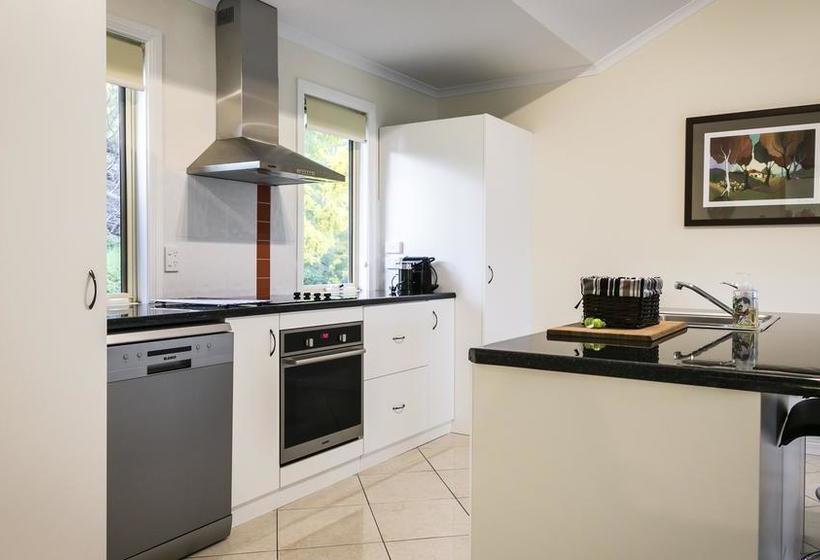 One Tree Bed And Breakfast | Auburn | South Australia | Australia 7