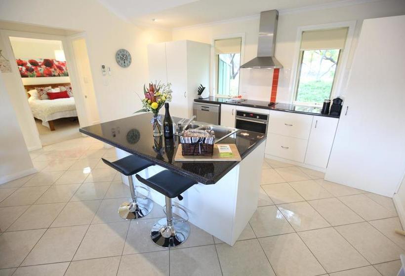 One Tree Bed And Breakfast | Auburn | South Australia | Australia 8