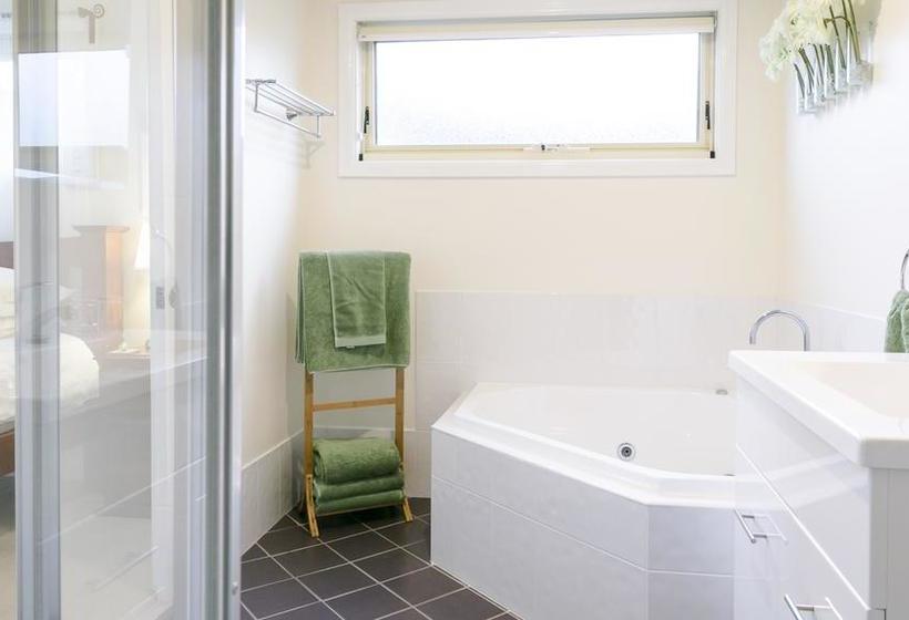 One Tree Bed And Breakfast | Auburn | South Australia | Australia 9