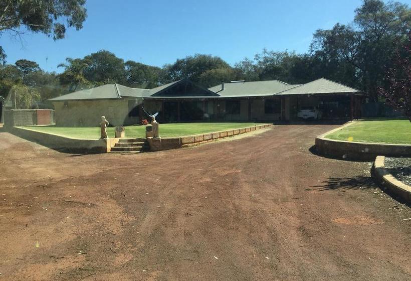 Bed and Breakfast Kalgaritch B n B | Busselton | Western Australia | Australia 4