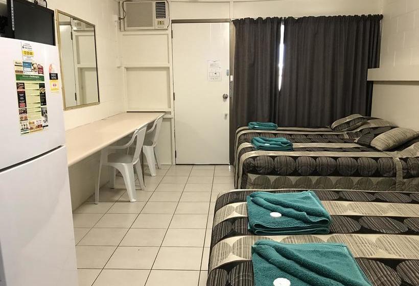 Porkys Motel | Rockhampton | Queensland | Australia 10