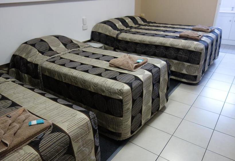 Porkys Motel | Rockhampton | Queensland | Australia 14