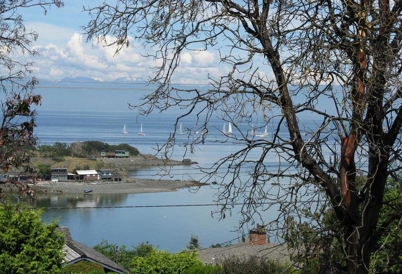 Bed and Breakfast A Boutique Artful Suite | Nanaimo | British Columbia | Canada 16