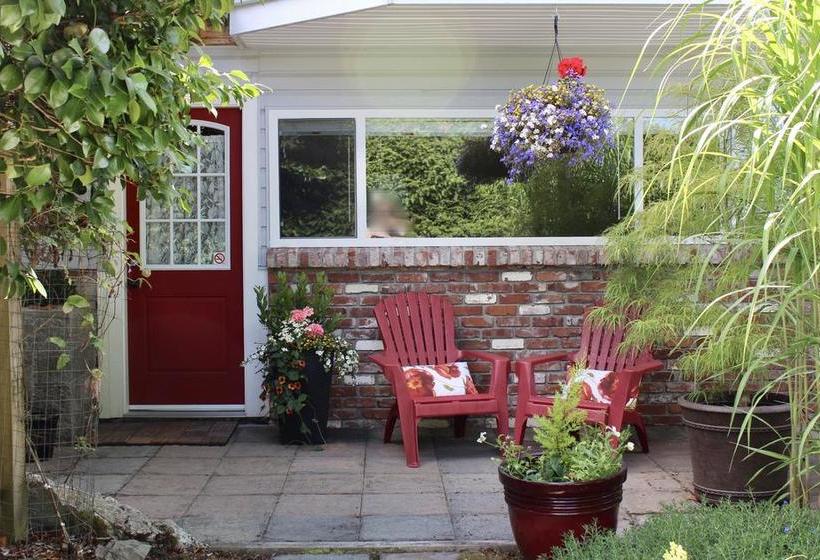 Bed and Breakfast A Boutique Artful Suite | Nanaimo | British Columbia | Canada 4