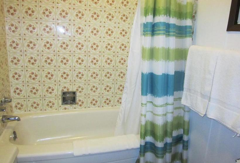 Viking Lamplighter Motel | Viking | Alberta | Canada 11