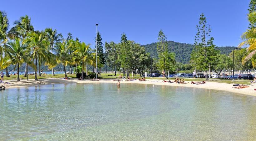 Motel Airlie Waterfront Accommodation | Airlie Beach | Queensland | Australia 1
