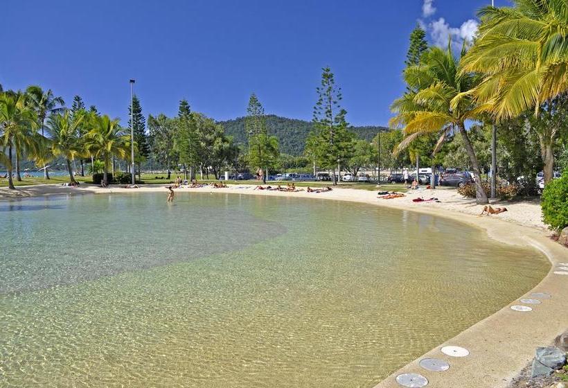 Motel Airlie Waterfront Accommodation | Airlie Beach | Queensland | Australia 4