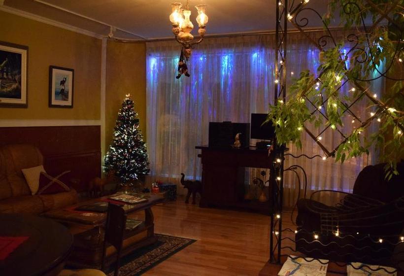 Gite Au P Tit Manoir B&b | Saguenay | Quebec | Canada 11