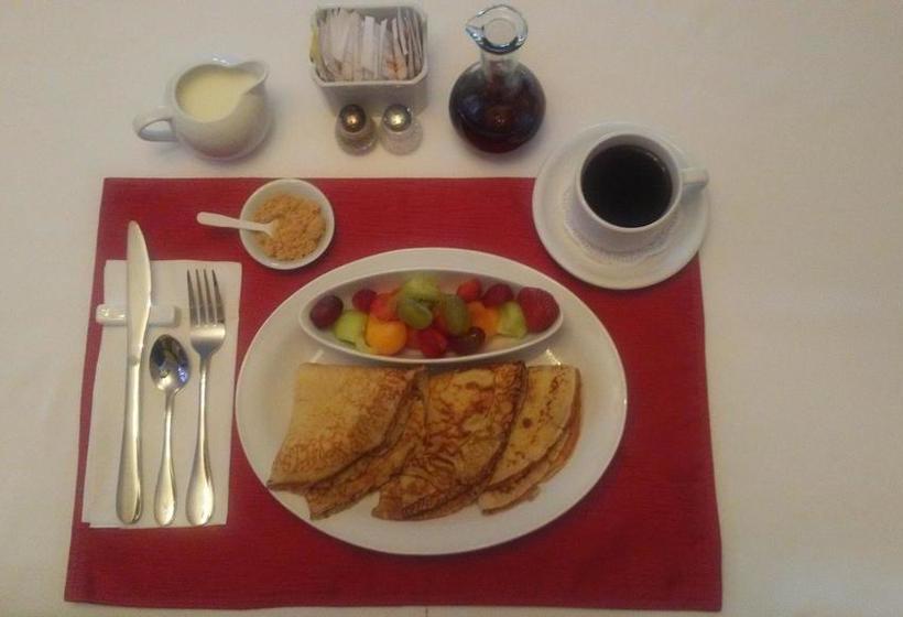 Gite Au P Tit Manoir B&b | Saguenay | Quebec | Canada 13