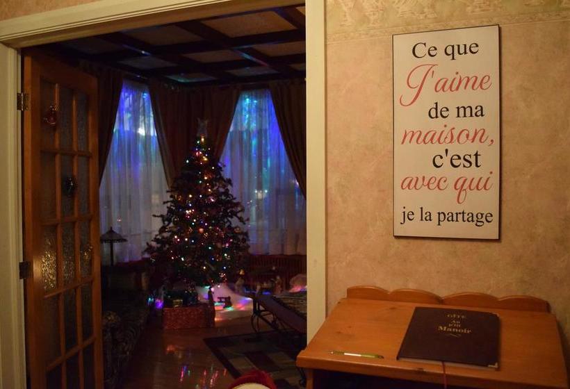 Gite Au P Tit Manoir B&b | Saguenay | Quebec | Canada 4