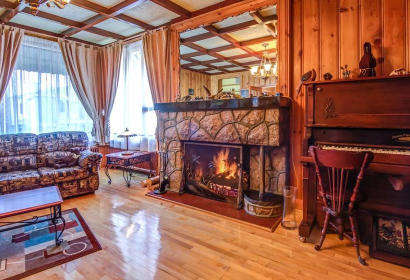 Gite Au P Tit Manoir B&b | Saguenay | Quebec | Canada 6