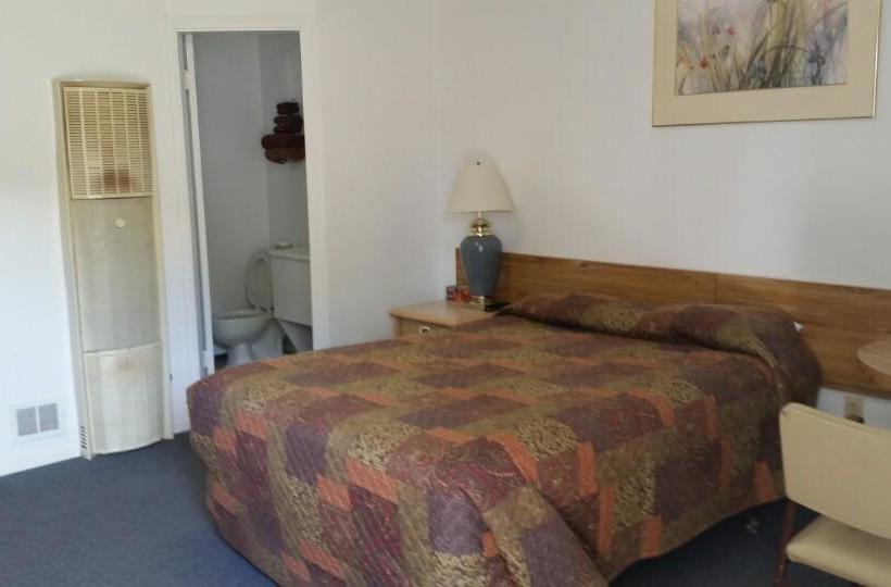 Motel Deerhead Inn | Provost | Alberta | Canada 4