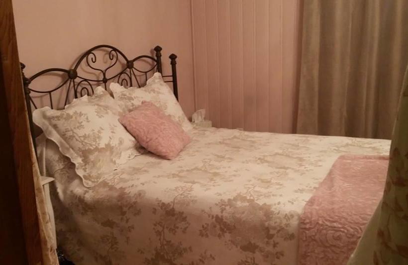 Bed and Breakfast La Maison D Amyrose | St Felicien | Quebec | Canada 1