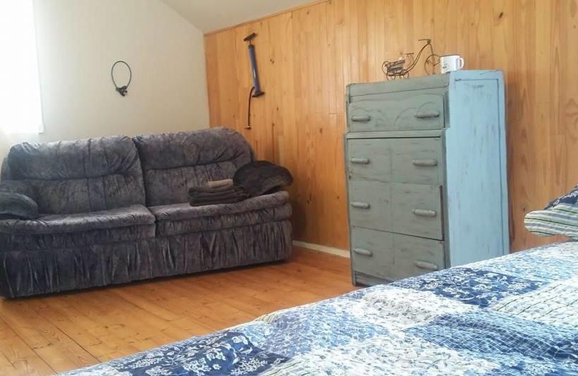 Bed and Breakfast La Maison D Amyrose | St Felicien | Quebec | Canada 2