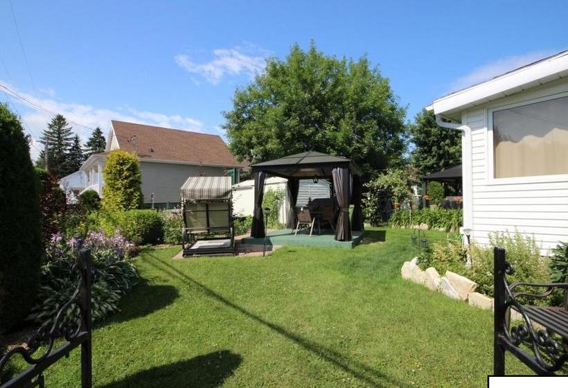 Bed and Breakfast La Maison D Amyrose | St Felicien | Quebec | Canada 3