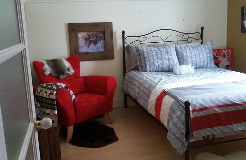 Bed and Breakfast La Maison D Amyrose | St Felicien | Quebec | Canada 7