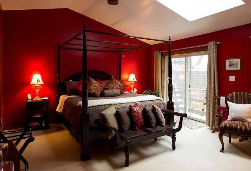 Bed and Breakfast Hatfield House On Hibernia | Stratford | Ontario | Canada 17