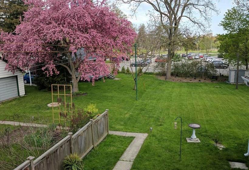 Bed and Breakfast Marten S Inn | Stratford | Ontario | Canada 7