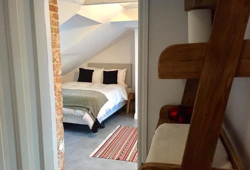 Bed and Breakfast L Hotel Particulier Griffintown | Montreal | Quebec | Canada 9