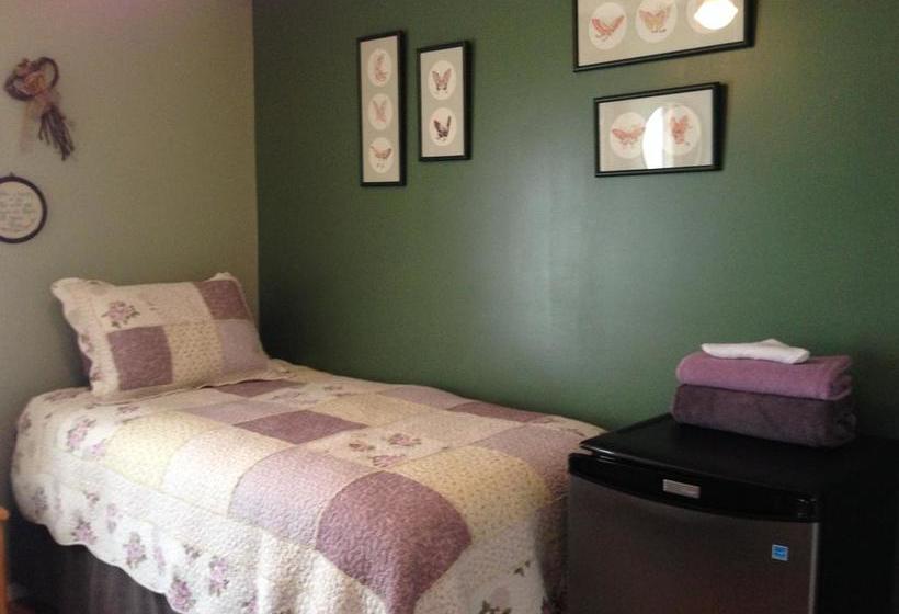 Pea  N Bee S B&b | Calgary | Alberta | Canada 17