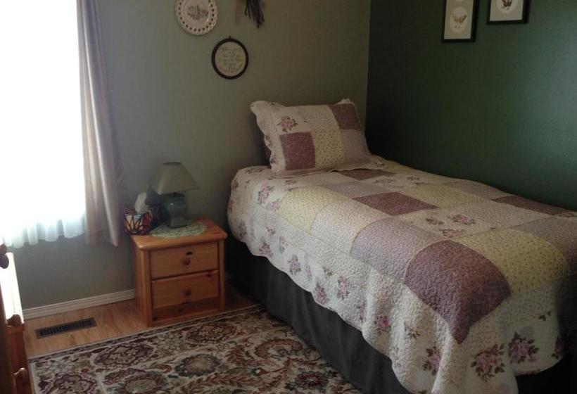 Pea  N Bee S B&b | Calgary | Alberta | Canada 18