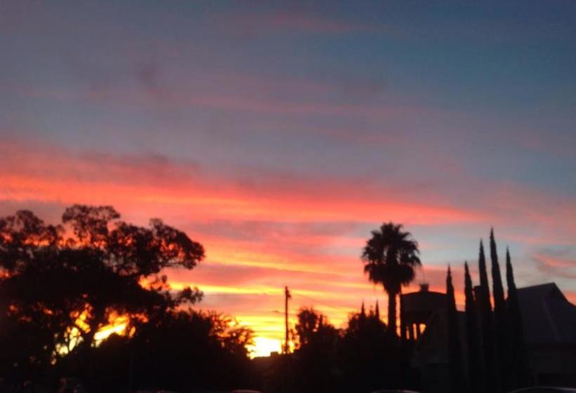 Hotel Lemon Cottage | Mildura | Victoria | Australia 2