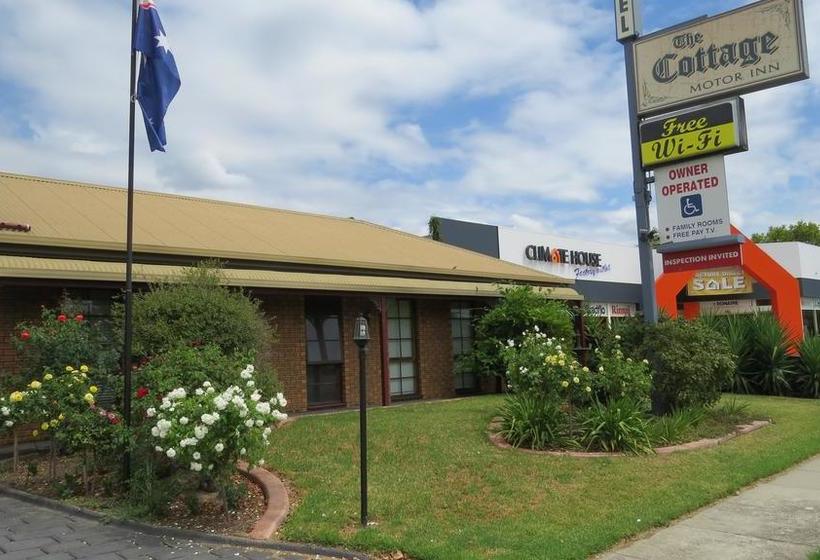 Motel The Cottage Motor Inn