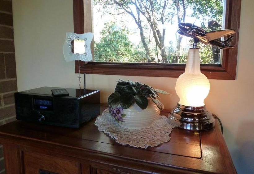 Bed and Breakfast Broomelea | Leura | New South Wales | Australia 4