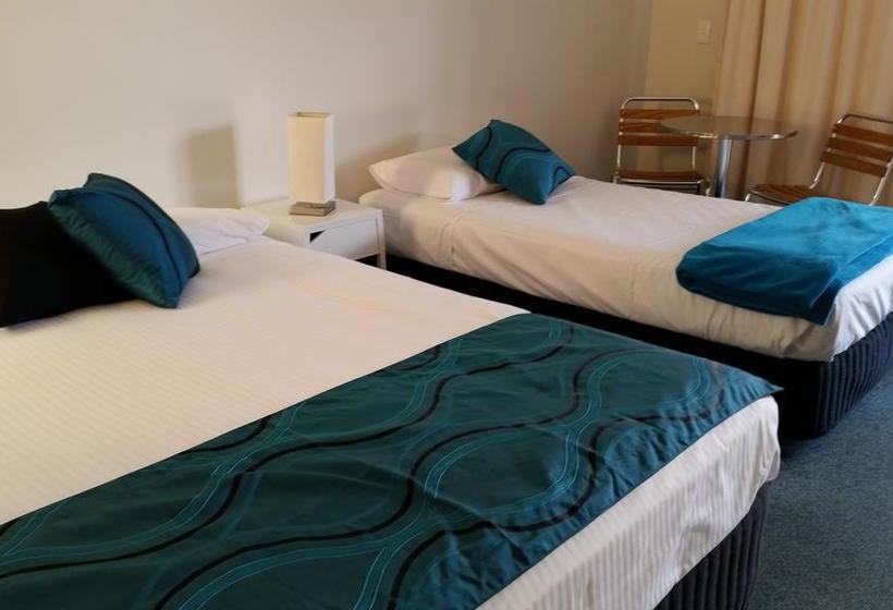 Motel In Nambour | Nambour | Queensland | Australia 9