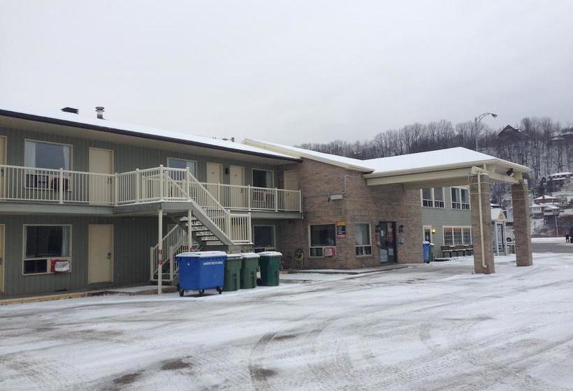 Motel Bellevue | Sainte Anne de Beaupre | Quebec | Canada 14