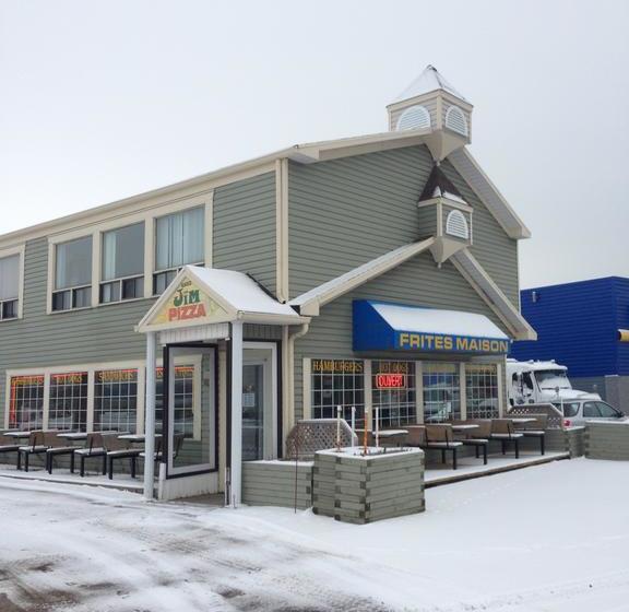 Motel Bellevue | Sainte Anne de Beaupre | Quebec | Canada 17